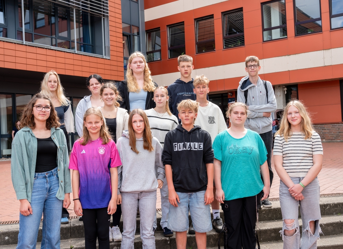 BB_Werkgehilfe-Schmuckwarenindustrie,-Taschen--und-Armbanduhren-_Foto_Shutterstock Werkgehilfe Schmuckwarenindustrie, Taschen- und Armbanduhren